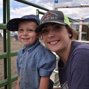 Meet your Posher, Ashley